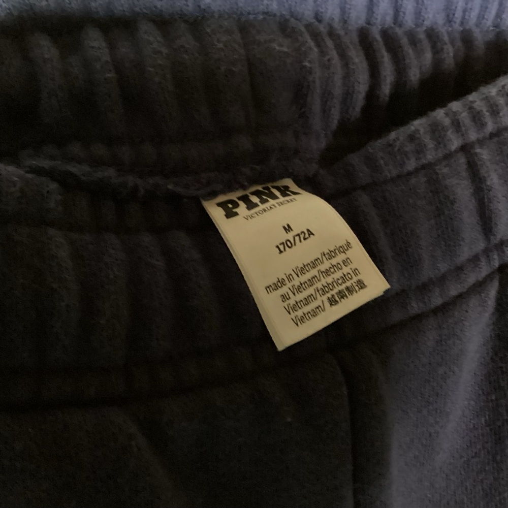 PINK Victoria's Secret Navy and Tan  Set | Cute! - Picture 3 of 4